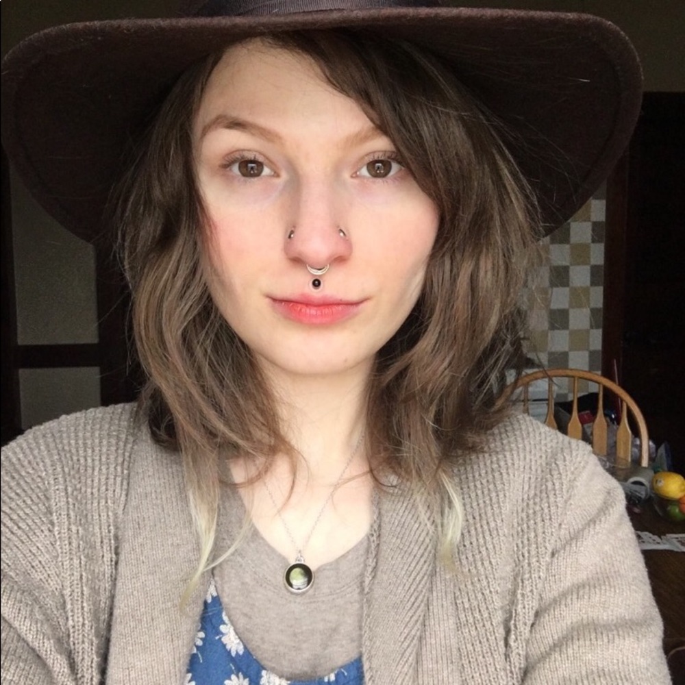 Meet your Posher, Madison
